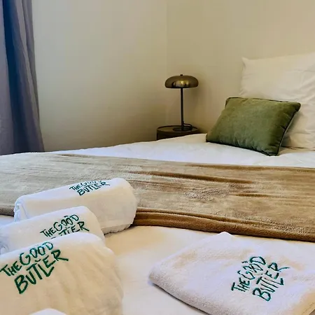 Laure - Luminous Cozy Sampiero - By Tgb